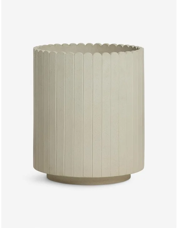 Mowry Indoor/Outdoor Planter-White / Large