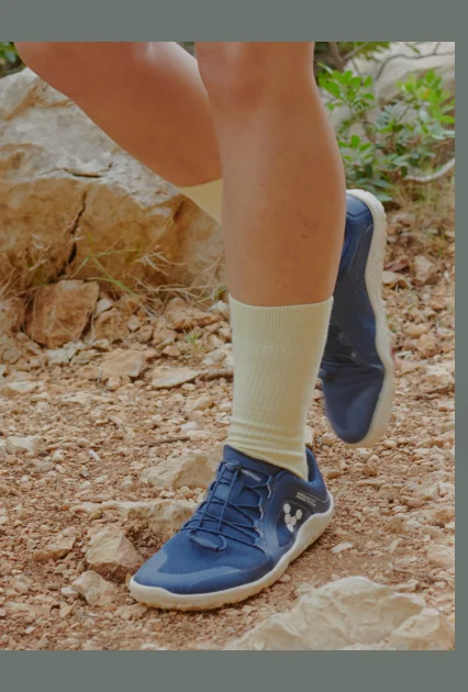EXPLORE HIKING