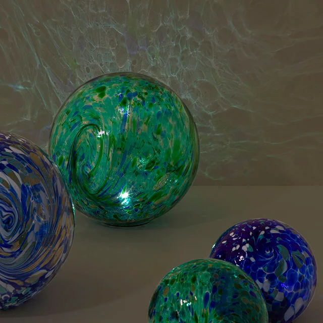 Solar Garden Globe Lights