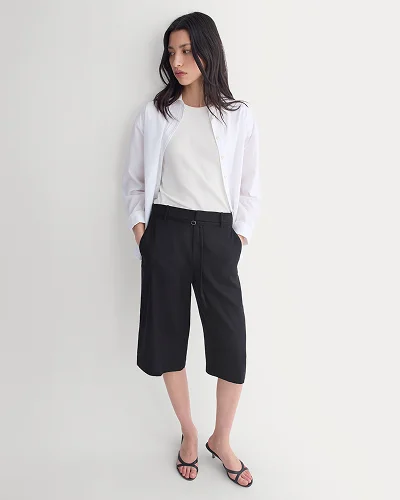 Image | Long Tailored Short in Stretch Linen | Black