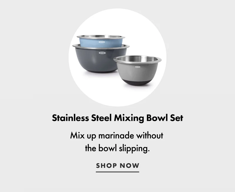Stainless steel mixing bowl set.