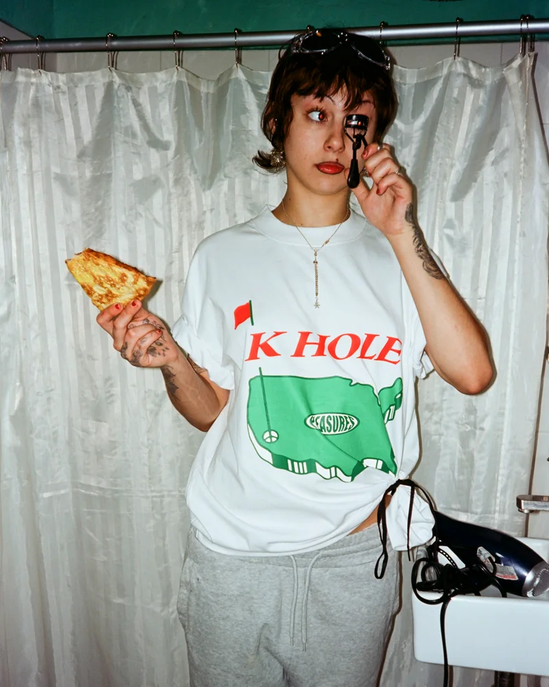 HOLE T-SHIRT
