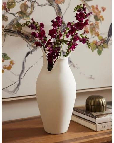 Avayah Vase - Ivory