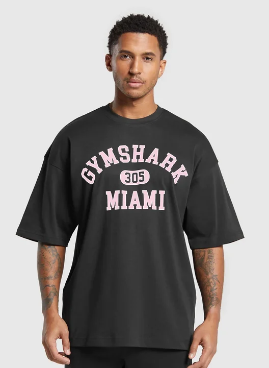 MIAMI GRAPHIC T-SHIRT. BLACK / DOLLY PINK.