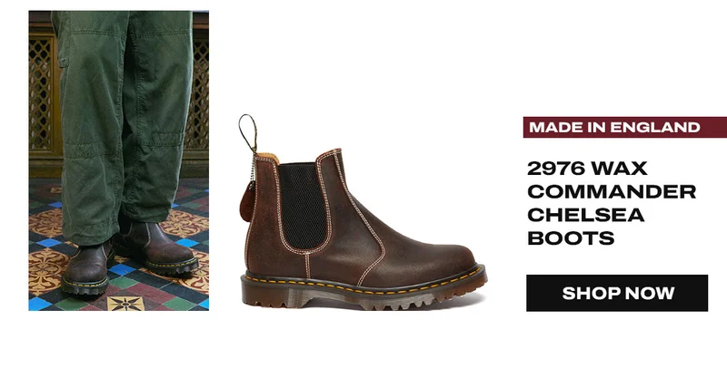 2976 Made in England Wax Commander Chelsea Boots