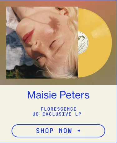IMAGE-MAISIE PETERS