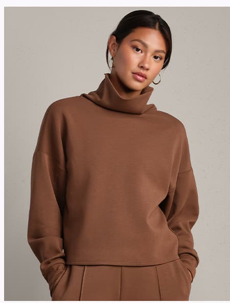 DreamGlow™ Mock Neck