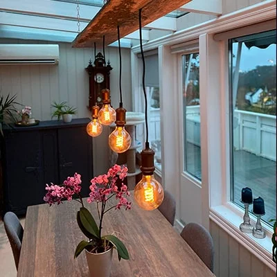 Filament bulbs