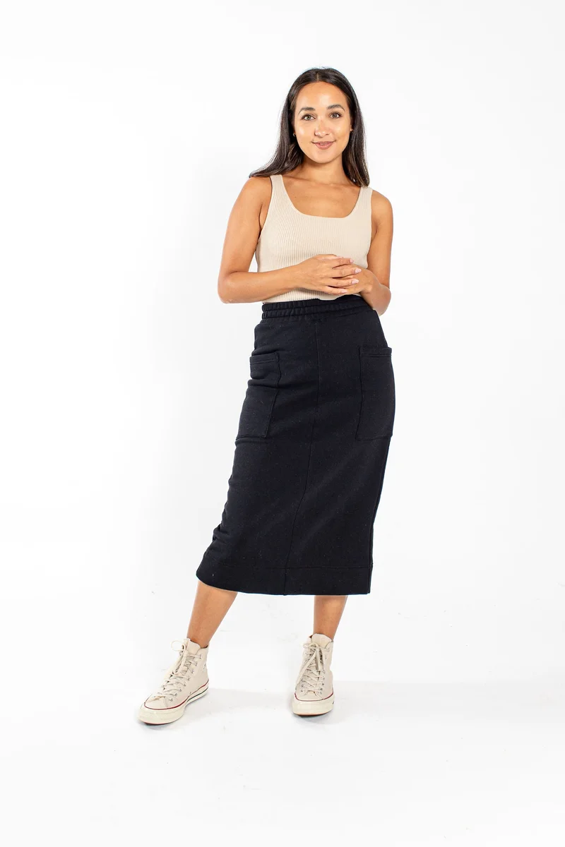 Image of Avery Midi Skirt in Midnight Black
