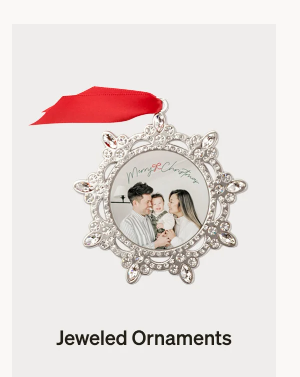 Unlimited Free Photo book Pages + 40% off Photo Books + 50% off Best-Selling Holiday Cards + Free Shipping on All Cards
