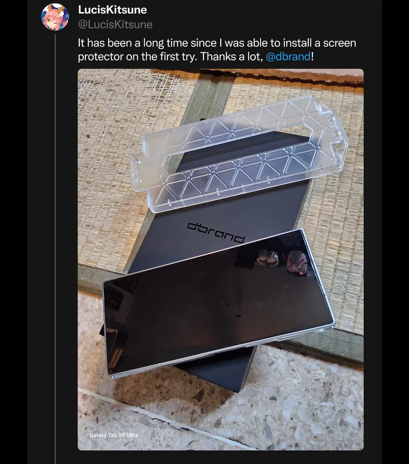 @LucisKitsune on Twitter: "It has been a long time since I was able to install a screen protector on the first try. Thanks a lot, dbrand!"