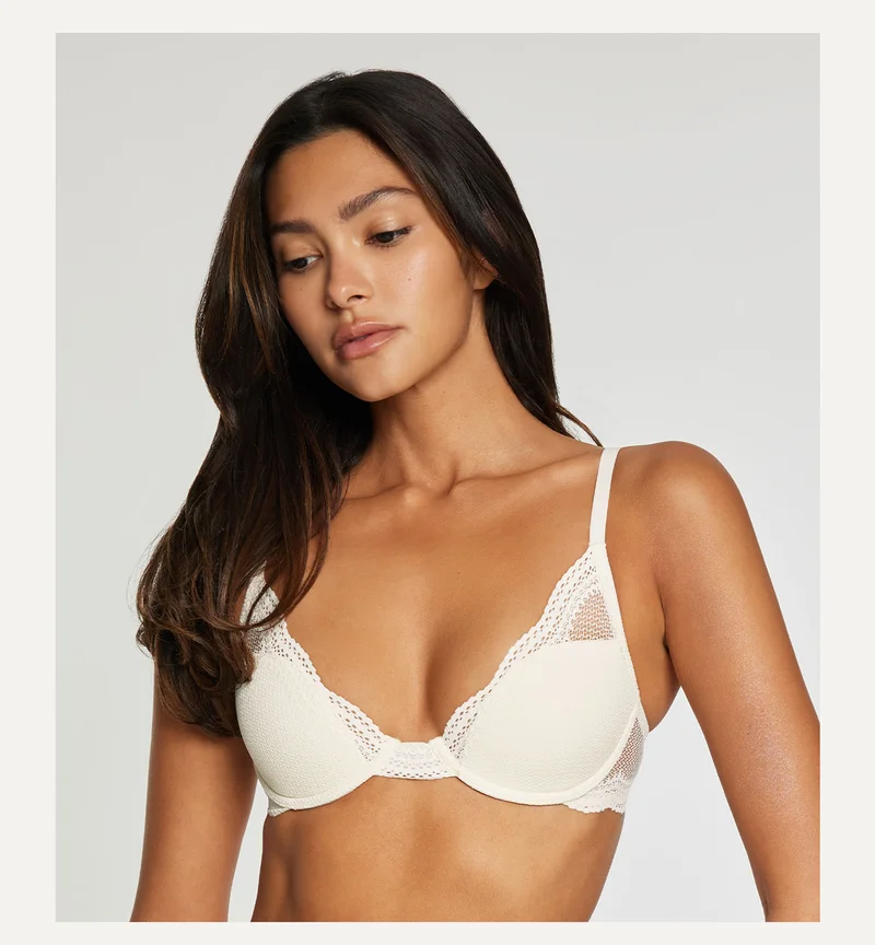 Signature All You Bra in Ecru