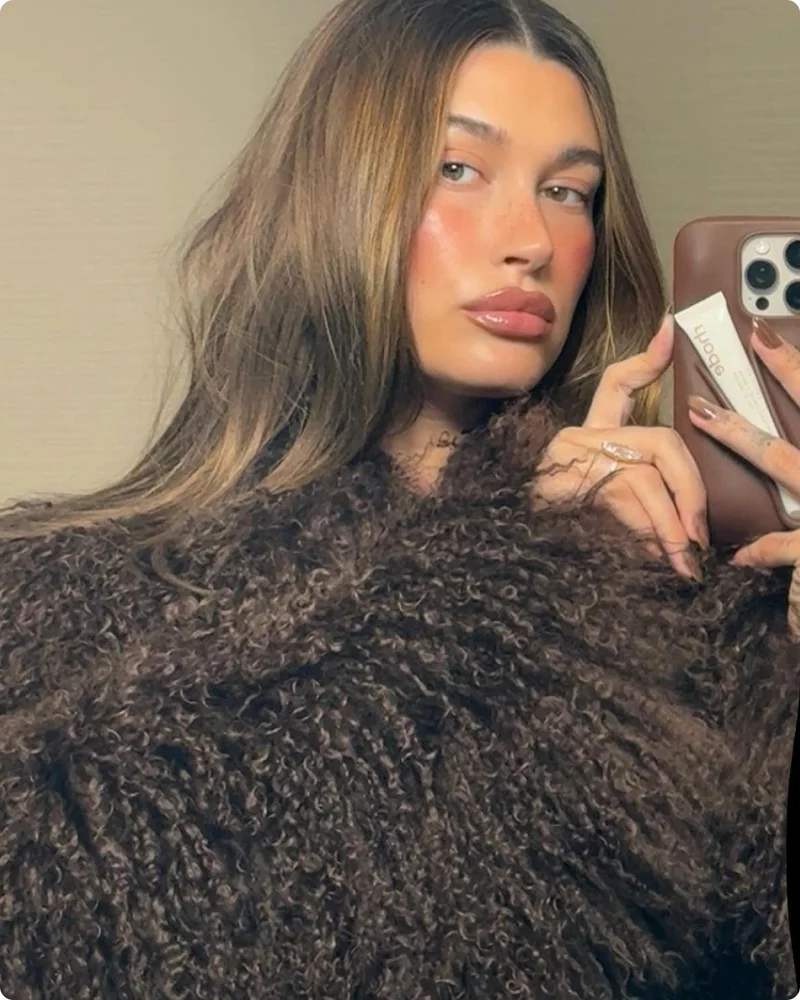 hailey bieber cinnamon season