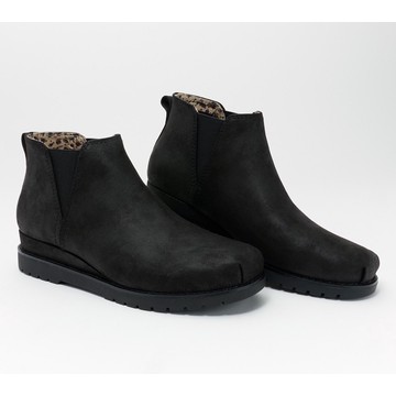 Skechers BOBS Vegan Washable Chill Wedge Boots - CruisinAltitude