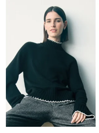 Display images to show real-time content