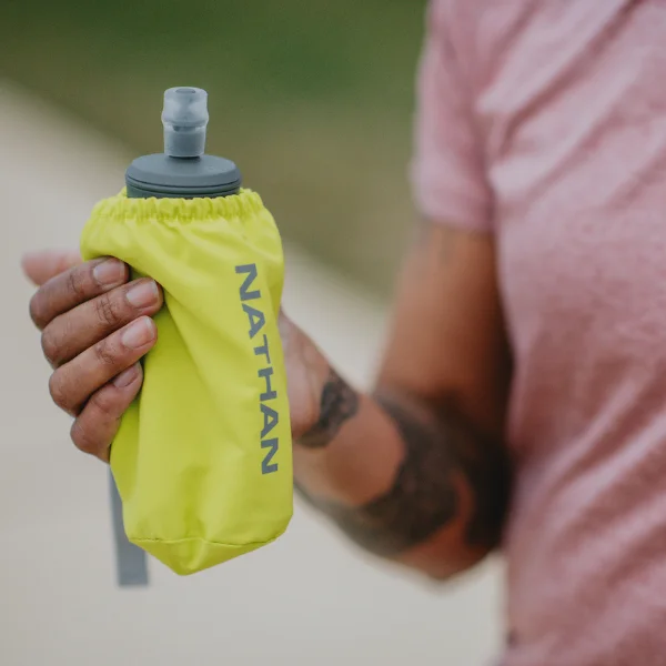 Handheld bottle