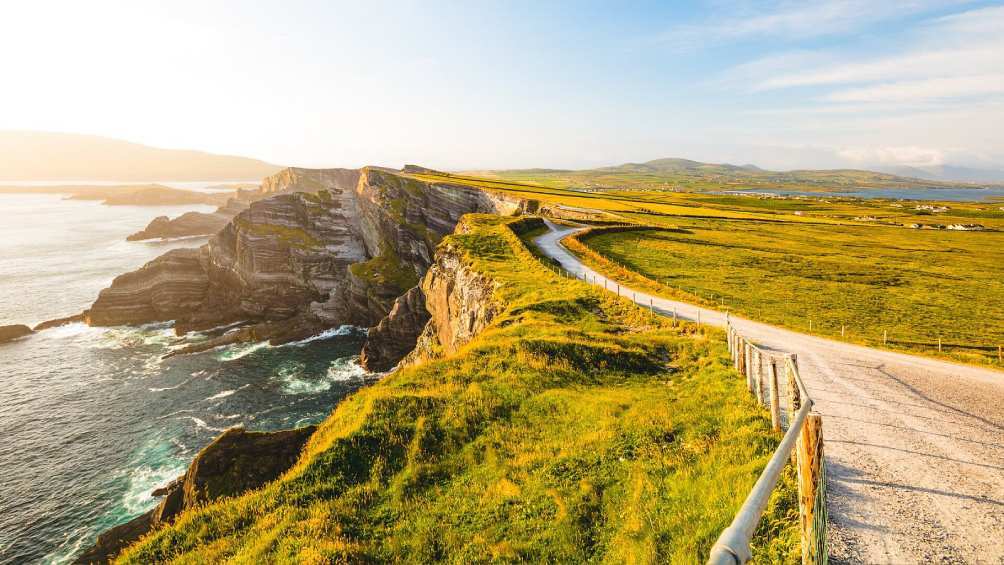Image description: Kerry Cliffs near Portmagee, Ring of Kerry, Ireland.