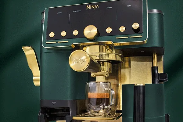 The rumors, are true, It's coming back. It's almost here. The emerald & gold Ninja Luxe™ CAfe Pro is back in stock January 14th-and quanitites are limited. Keep an eye on you inbox and be the first to grab yours before it sells out again.