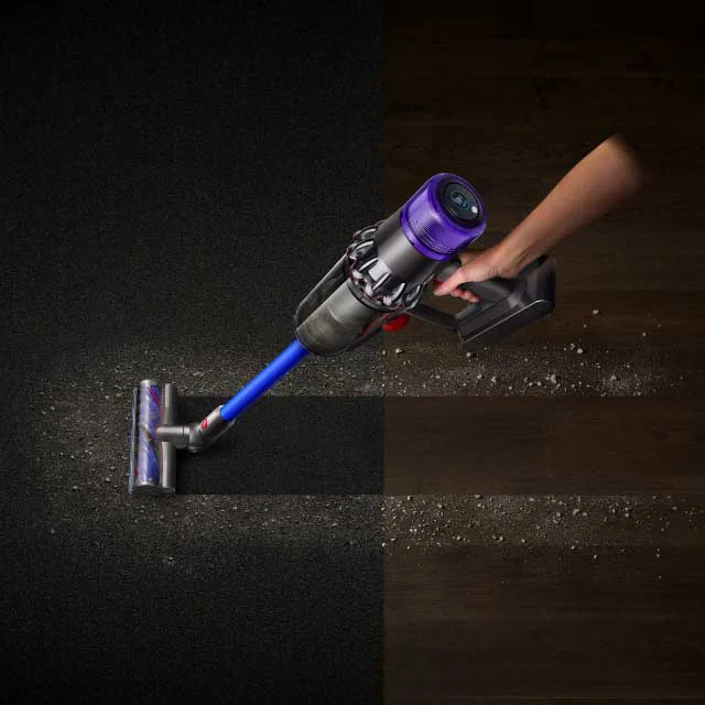Cleaning hard floor and carpet with a Dyson V11 Extra vacuum