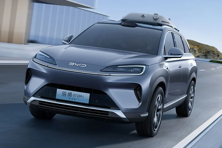 🚗 BYD and DJI Reveal Roof-Mounted Drone System