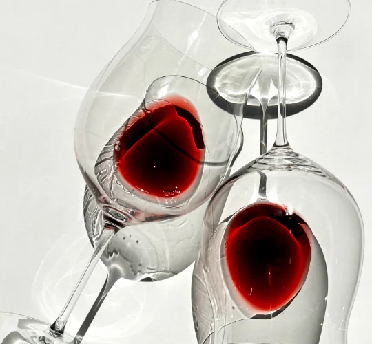 Two glasses of red wine