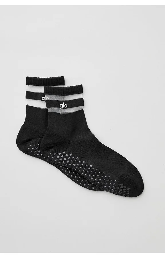Women's Pulse Grip Sock - Black - Black / M/L (8-11)