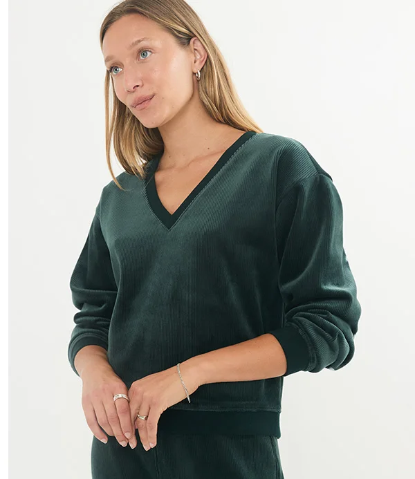 Vneck Green