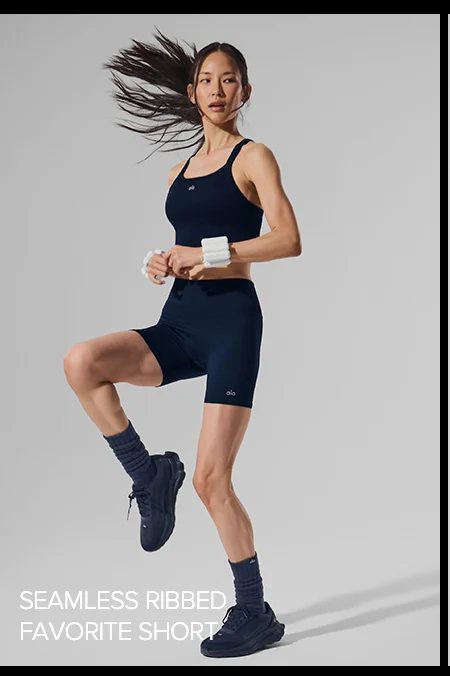 SEAMLESS RIBBED FAVORITE SHORT