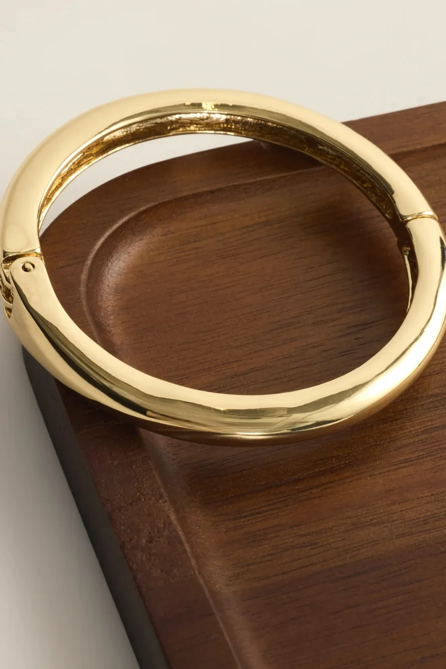 Image of Lucky Brand Chunky Bangle in Gold
