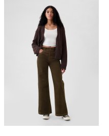 Display images to show real-time content