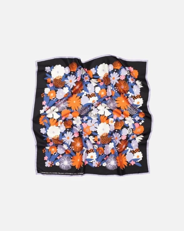 Lauhtua scarf