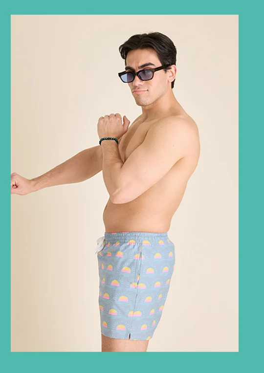Classic Swim Trunk: The Heat Waves 5.5"