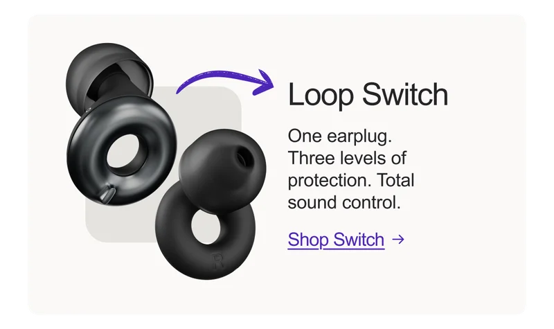 A pair of Loop Switch in black