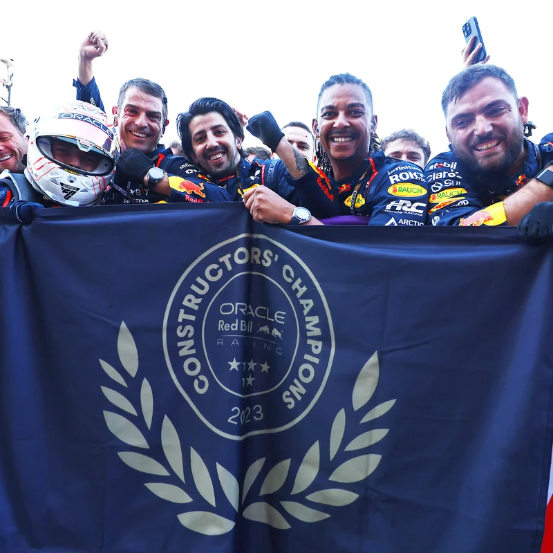 Shop Oracle Red Bull Racing Champions Gear