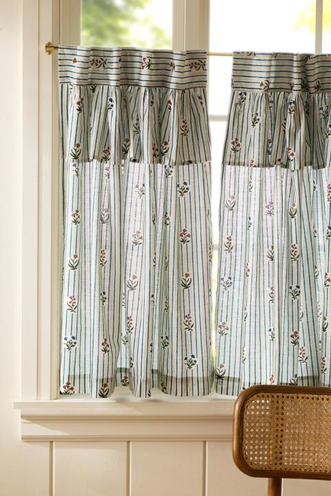 Parker Cotton Printed Valence Cafe Curtain, Set of 2