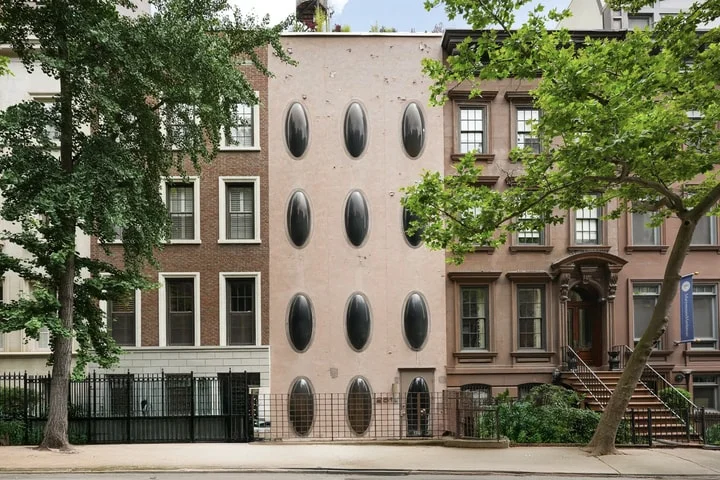 🛸 Listings: NYC’s Iconic Bubble House Hits the Market After 50 Years