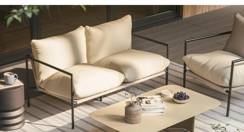 Loda Dravite Ivory Loveseat