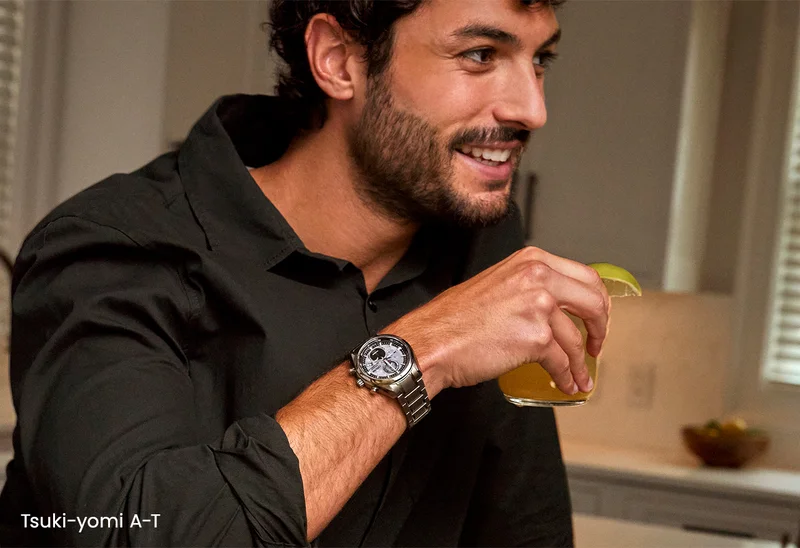 Man wearing the gray dial Tsuki-yomi A-T.