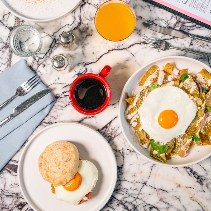 Moonlark's Dinette brunch