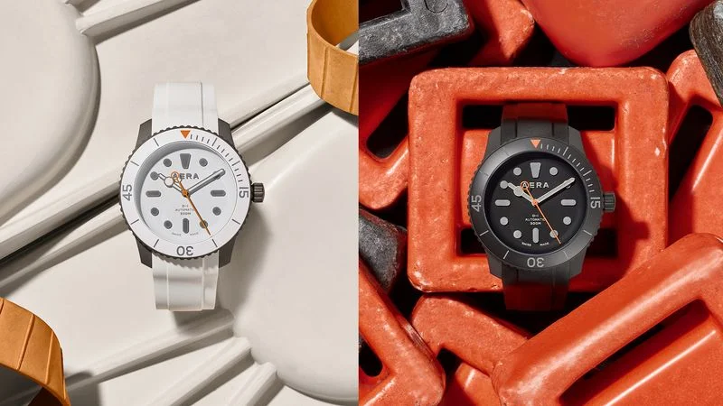 Two close-up photos of the new Todd Snyder x Aera dive watch. Two close-up photos of the new Todd Snyder x Aera dive watch.