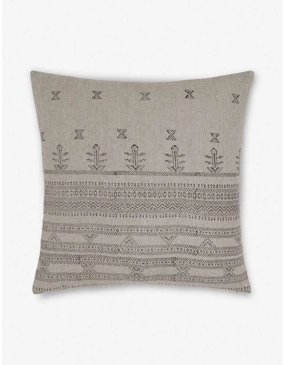 Astra Pillow-Black