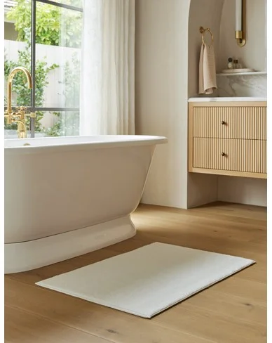 Nell Organic Cotton Bath Mat-White / 1'3" x 2'
