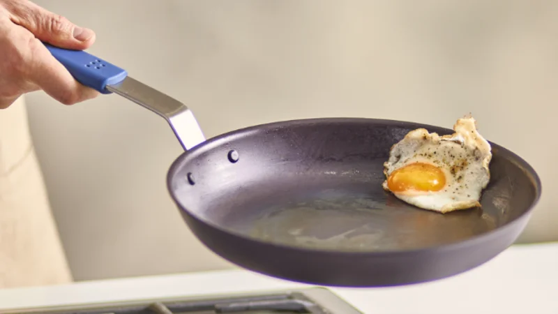 Misen Carbon Steel Pan