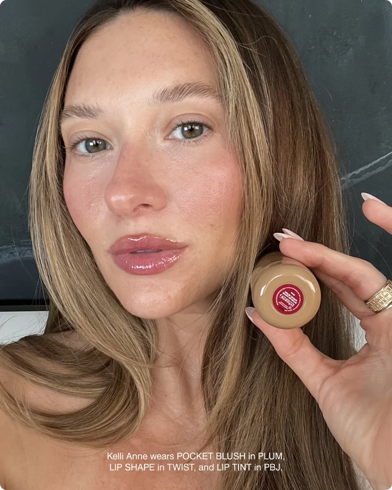 Kelli Anne wears POCKET BLUSH in PLUM, LIP SHAPE in TWIST, and LIP TINT in PBJ.
