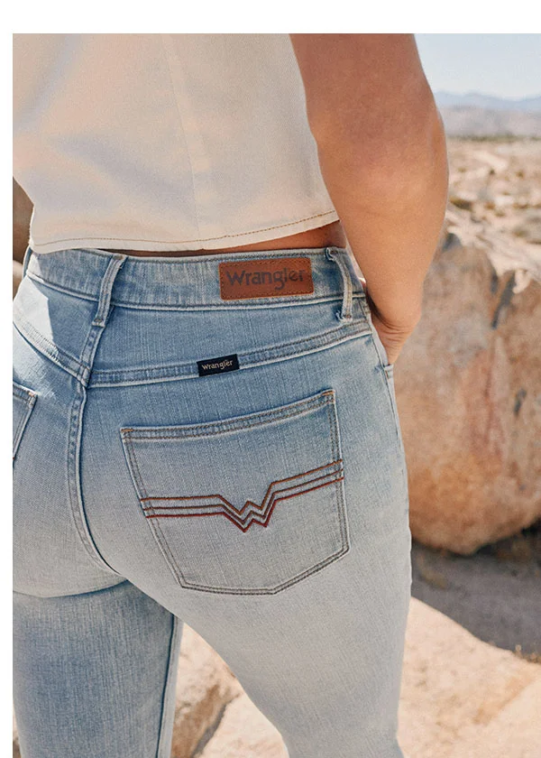 Women's Bold Boot Embroidered Jean
