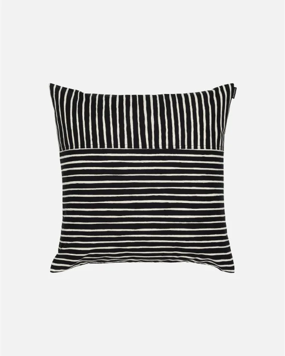 Piccolo pillow cover