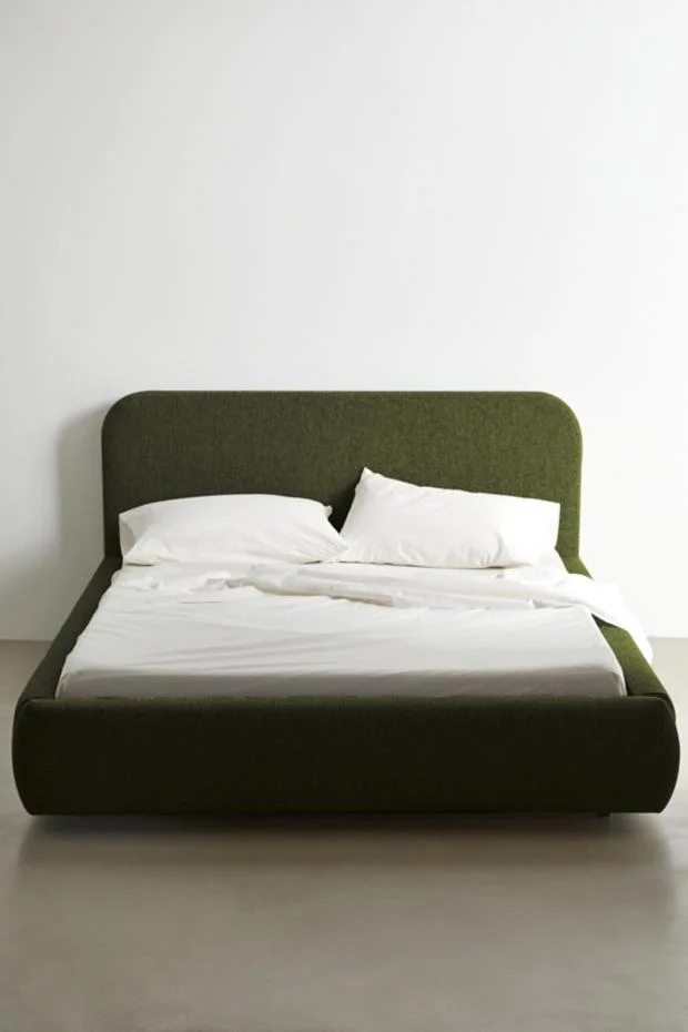 Daphne Tweed Platform Bed