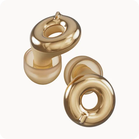 A pair of Loop Switch in gold