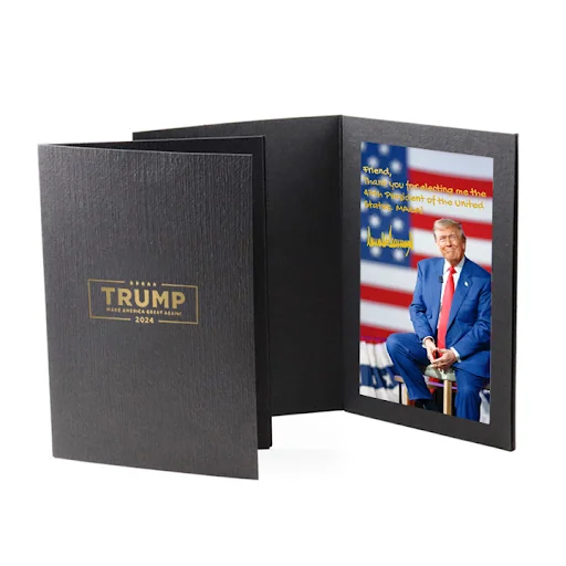 SIGNED VICTORY PHOTO FROM TRUMP