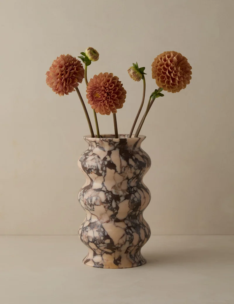 Image of Zainab Rolling Vase by Lolly Lolly Ceramics